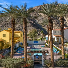 Family Friendly Legacy Villas Retreat- Mountain Views