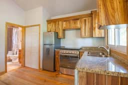 Sunnyside Bungalow 1 · Best snorkeling/diving on island 70yds off dock - Image 3