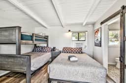 WWM 11 · WWM 11 Family Adventure bunk Yosemite Suite - Image 2
