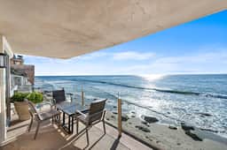 5 Seychelles, Spectacular ocean views, direct beach access, the Oceanfront Villa with loft (E) - Image 3