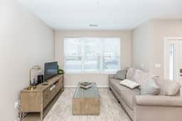 Cozy and Modern Condo in Fargo #104 - Image 4