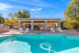 Vineyard Vista Retreat– Your Serene Getaway in Temecula - Image 5