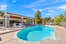 Vineyard Vista Retreat– Your Serene Getaway in Temecula - Image 2