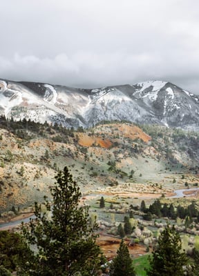 Bridgeport valley with snow-capped Sierra peaks