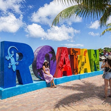 Roatán Caribbean hillside