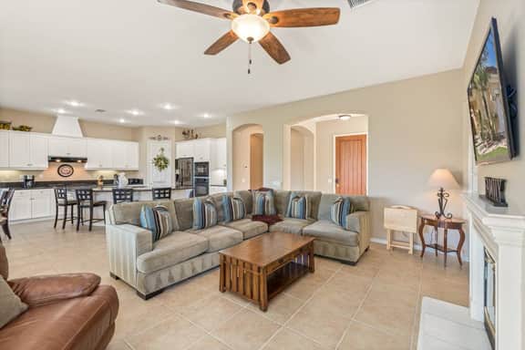 PGA West. Nearly 3k sq ft., Double Fairway, pool, spa, BBQ - Image 5