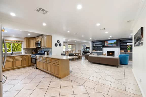 Palm Springs Vacation Oasis Private pool, game rm! - Image 2