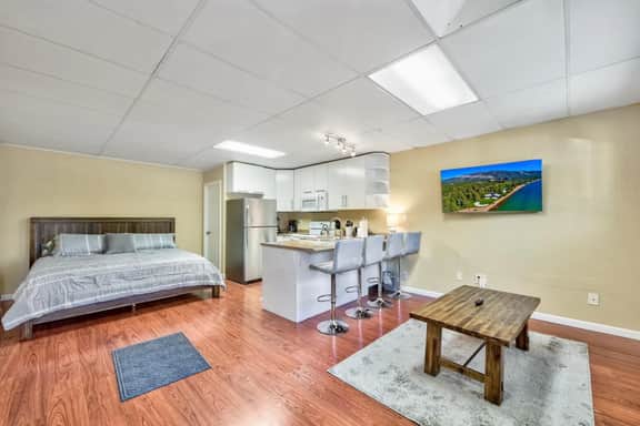 First level studio suite close to everything bike, ski, swim Zephyr Cove! - Image 3