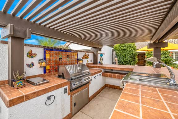 Spacious, cul-de-sac La Quinta beauty with Private Pool and Spa - Image 4