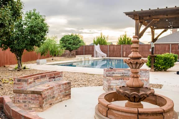 The ultimate resort ranch style pool home on nearly a half acre! - Image 2