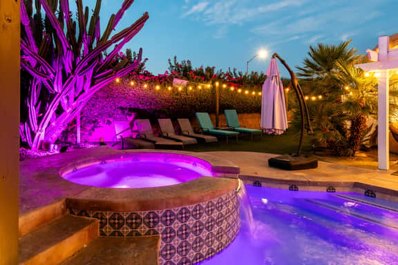 Relaxing Desert Escape for Friends and Families. - Image 2