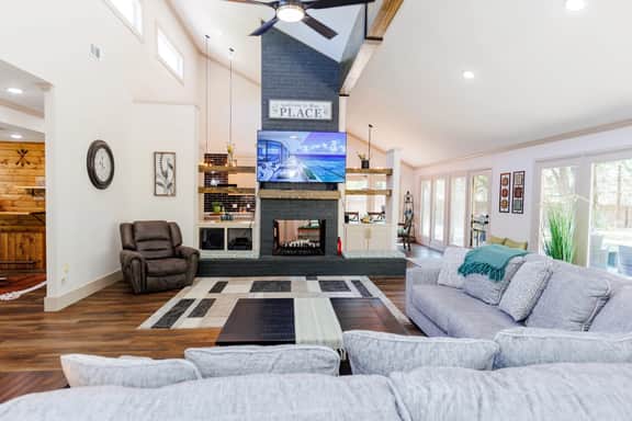Peaceful Retreat near Texas Tech with Epic Game room! - Image 3