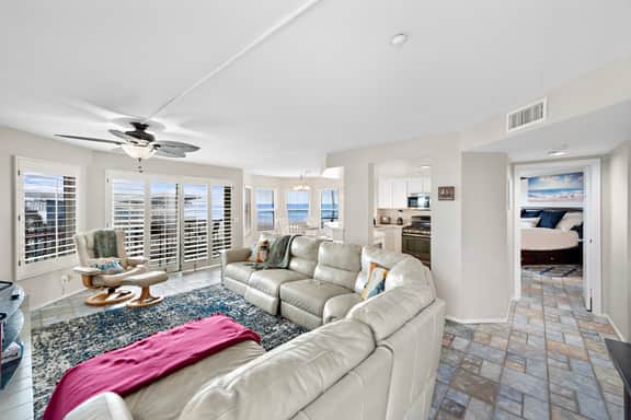 Breathtaking Oceanview Oceanside Oasis! - Image 3