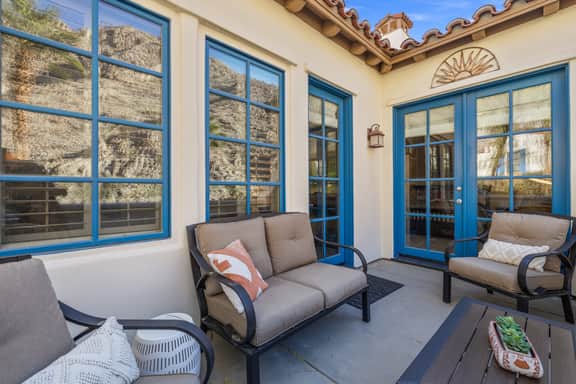 Family Friendly Legacy Villas Retreat- Mountain Views - Image 2
