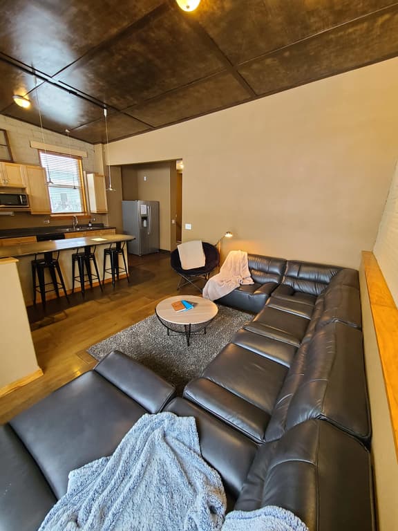 Cozy and Charming Vacation Rental Near Downtown Fargo - Image 1