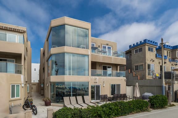 Good Vibrations | 3/3 Oceanfront Condo on the Sand & 150 feet to Belmont Park! - Image 1